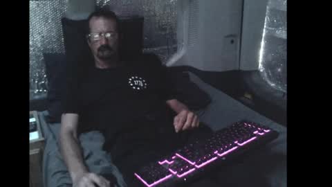 texaswildman78 online show from January 1, 5:44 pm