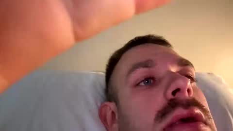 Blue Eyed British Boy online show from October 31, 11:52 pm