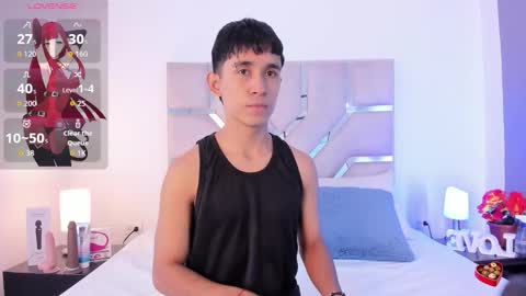 Thayler  online show from September 25, 11:09 am