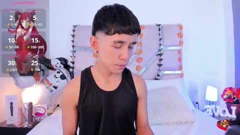 Thayler  online show from October 12, 11:37 am