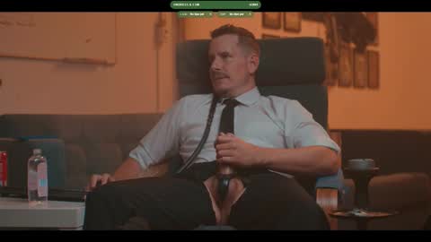 Snapshot of the_dilf chatting on September 24, 4:16 pm The DILF -  online show from September 24, 4:16 pm