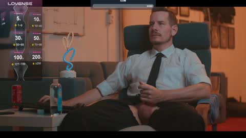 Snapshot of the_dilf chatting on February 8, 9:56 am The DILF -  online show from February 8, 9:56 am