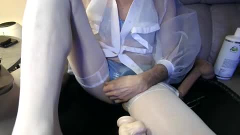 Reggie online show from November 22, 10:09 pm