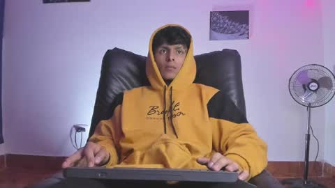 Danny online show from January 20, 2:22 am