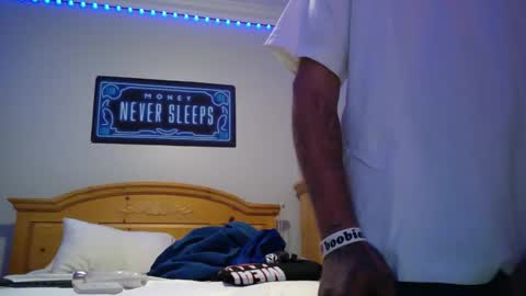 theamezcua98 online show from October 4, 7:02 am