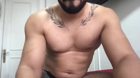 Snapshot of thearcher56 chatting on September 28, 7:23 pm thearcher56 online show from September 28, 7:23 pm