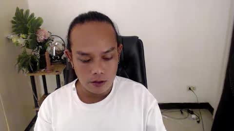 thebitch_cowbell online show from February 5, 5:20 pm