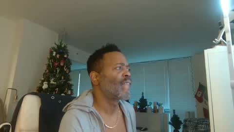 Snapshot of theblacklordmaster chatting on December 3, 1:21 pm theblacklordmaster online show from December 3, 1:21 pm