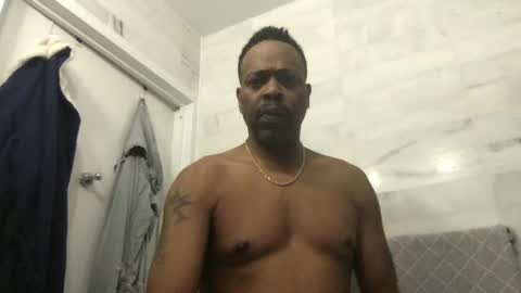 Snapshot of theblacklordmaster chatting on March 10, 11:55 am theblacklordmaster online show from March 10, 11:55 am