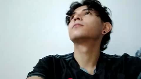 thebluesky_18 online show from October 22, 9:24 am