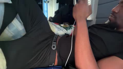 theeshooterr online show from November 16, 3:03 pm