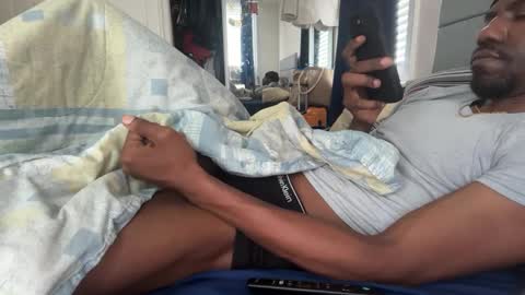 theeshooterr online show from September 16, 1:56 pm