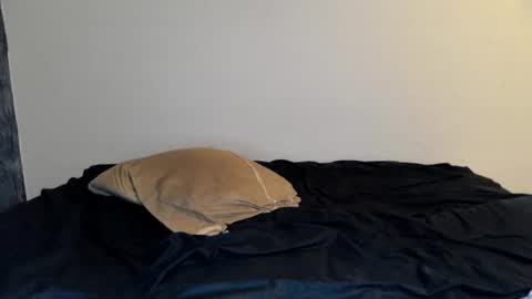 Theetwohander online show from February 13, 11:17 am