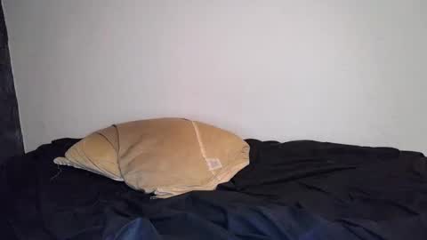 Theetwohander online show from February 20, 3:23 am