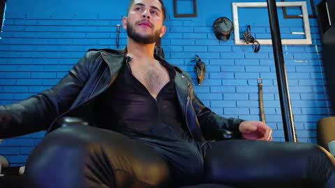 Ian Deniel online show from January 6, 8:13 pm