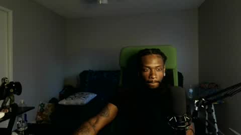 IXMCOUPLE444 online show from June 14, 2:24 am