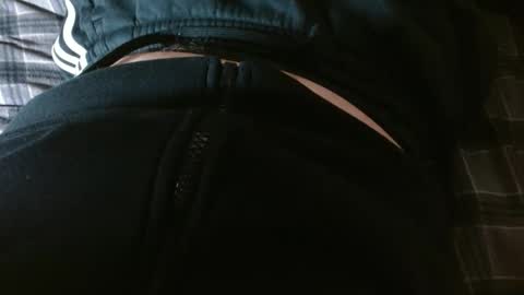 Liam online show from April 12, 5:03 pm