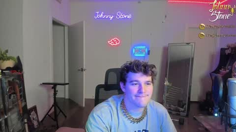 Johnny Stone online show from December 16, 1:21 am