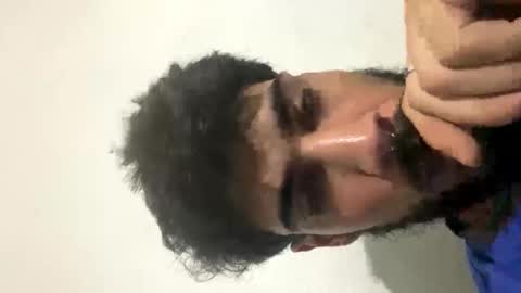 themarttinguyyy online show from December 5, 3:02 am