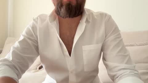 TheMonarchGoat online show from October 1, 8:40 am