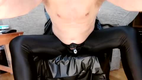 Teez online show from February 17, 8:30 am