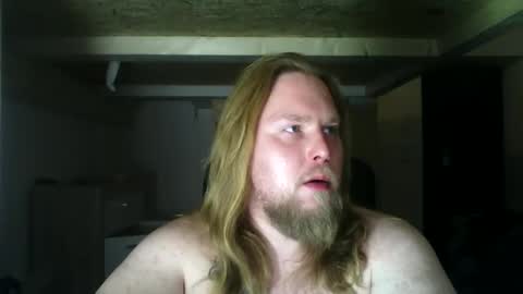 thenewdude1992 online show from February 1, 12:29 am