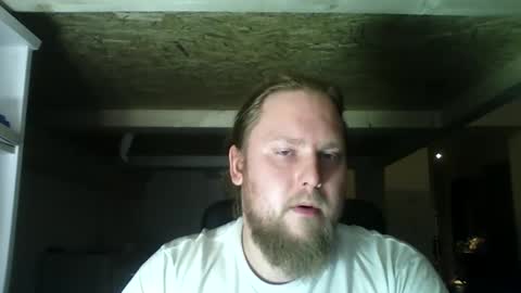 thenewdude1992 online show from February 21, 8:05 pm