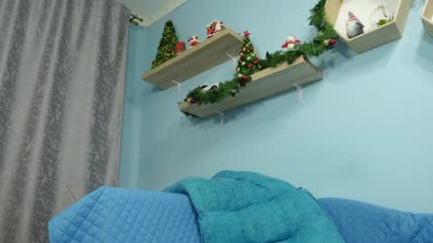 Chris online show from December 22, 3:22 pm