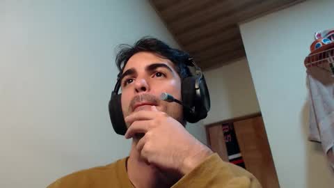 Snapshot of therazhanen chatting on September 10, 4:44 am Santiago Enrique online show from September 10, 4:44 am