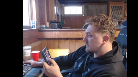 Snapshot of therealbigcheese0695 chatting on February 11, 9:46 pm therealbigcheese0695 online show from February 11, 9:46 pm