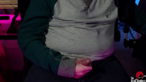 Bumbles or B online show from December 31, 2:19 am