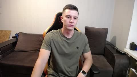 Nick   online show from September 30, 4:10 pm