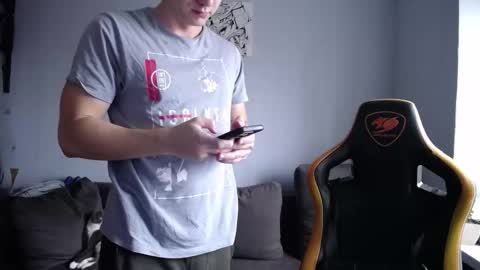 Nick   online show from November 19, 8:58 am