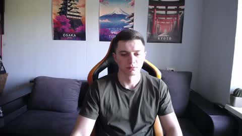 Nick   online show from May 3, 1:58 pm
