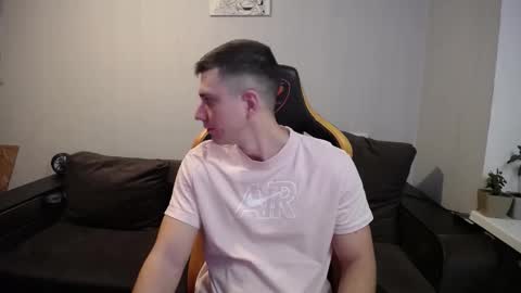 Nick   online show from December 20, 11:56 pm