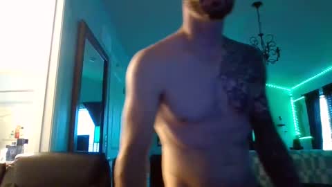 Snapshot of thesexorcist1984 chatting on October 1, 6:56 pm James online show from October 1, 6:56 pm