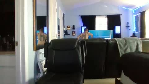 Snapshot of thesexorcist1984 chatting on September 29, 3:41 pm James online show from September 29, 3:41 pm