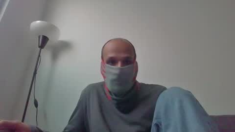 Scarf guy online show from February 26, 4:45 pm