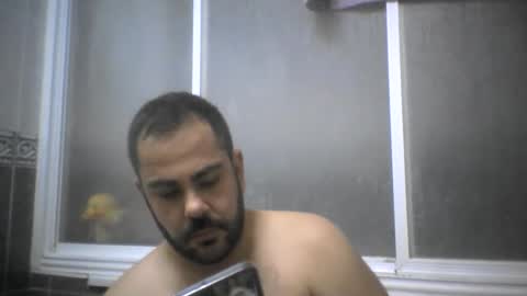victor online show from May 4, 10:39 am