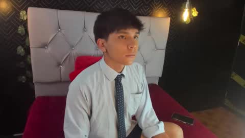 thiago online show from October 27, 1:02 pm