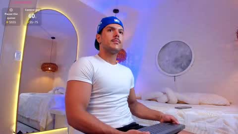 Thiago online show from November 5, 10:06 am