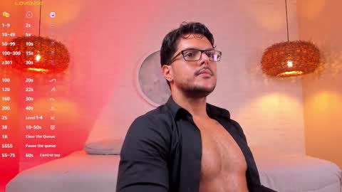 Thiago online show from September 8, 2:16 pm