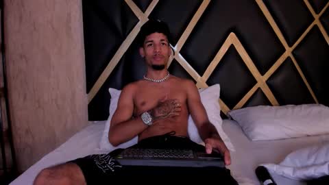 ThiagoFerreti online show from October 21, 7:39 pm