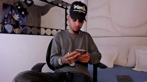 ThiagoFerreti online show from September 11, 3:49 am