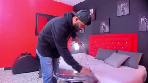 Thia Gomez online show from October 27, 12:18 pm