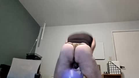 thick2handcurve online show from February 7, 6:20 am