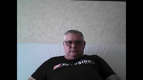 Thierrysymp online show from November 9, 10:19 am