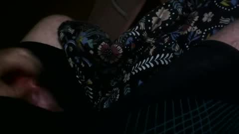 Snapshot of thisbloke96 chatting on December 25, 12:27 am thisbloke96 online show from December 25, 12:27 am