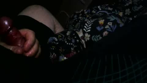 Snapshot of thisbloke96 chatting on December 22, 10:58 pm thisbloke96 online show from December 22, 10:58 pm