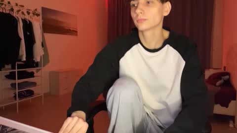 Thomas Hill online show from March 14, 8:49 pm